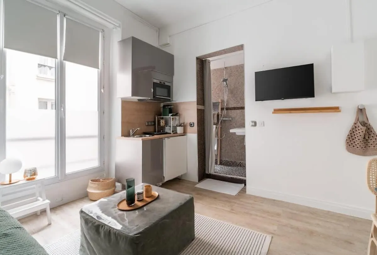 11 Joubert - Joli Studio 1Pax Galeries Lafayette Paris